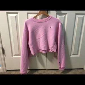 Cropped pink champion sweatshirt!